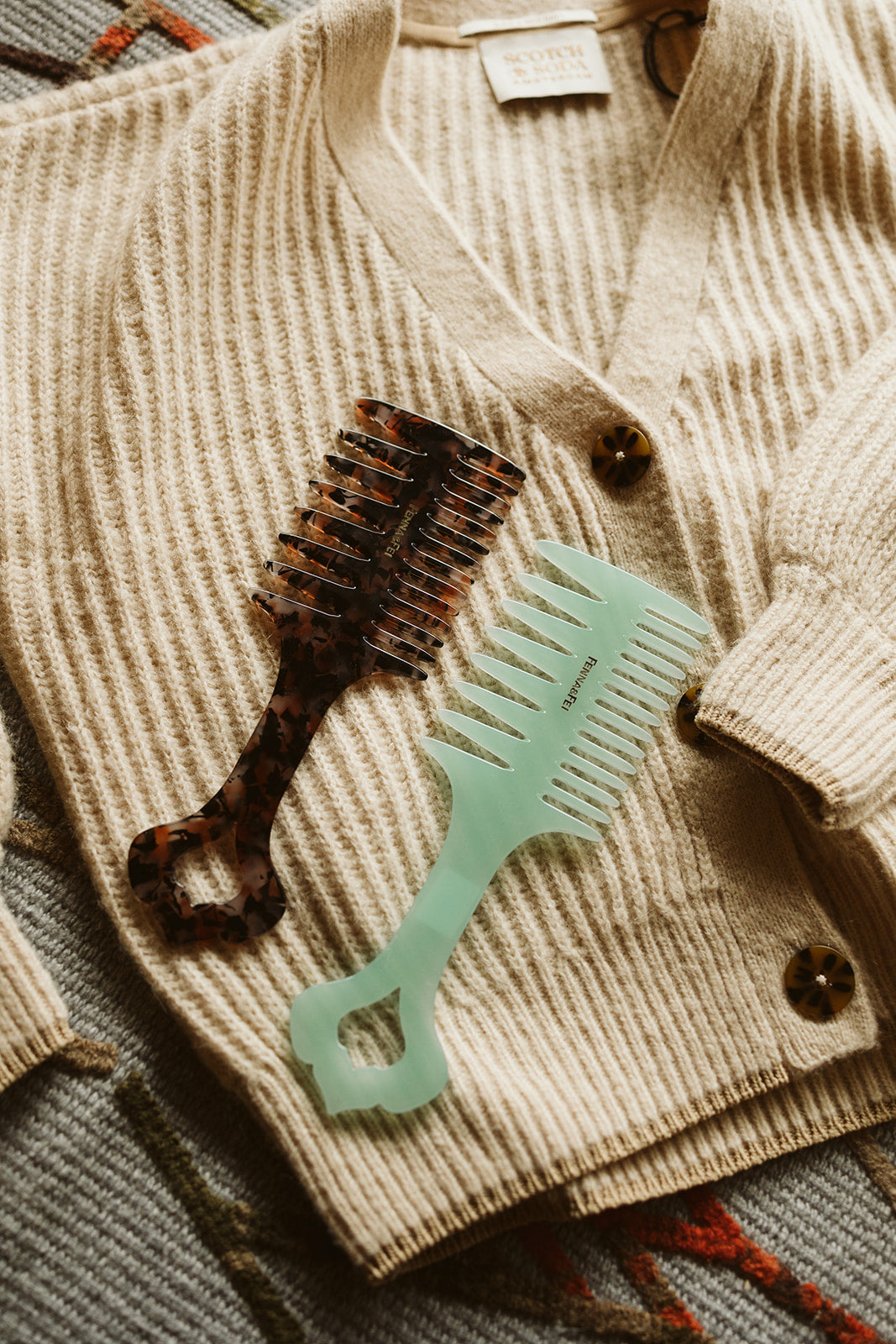 Large Handle Comb